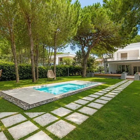 Villa Beachfront Paradise Private Pool & Garden Draç